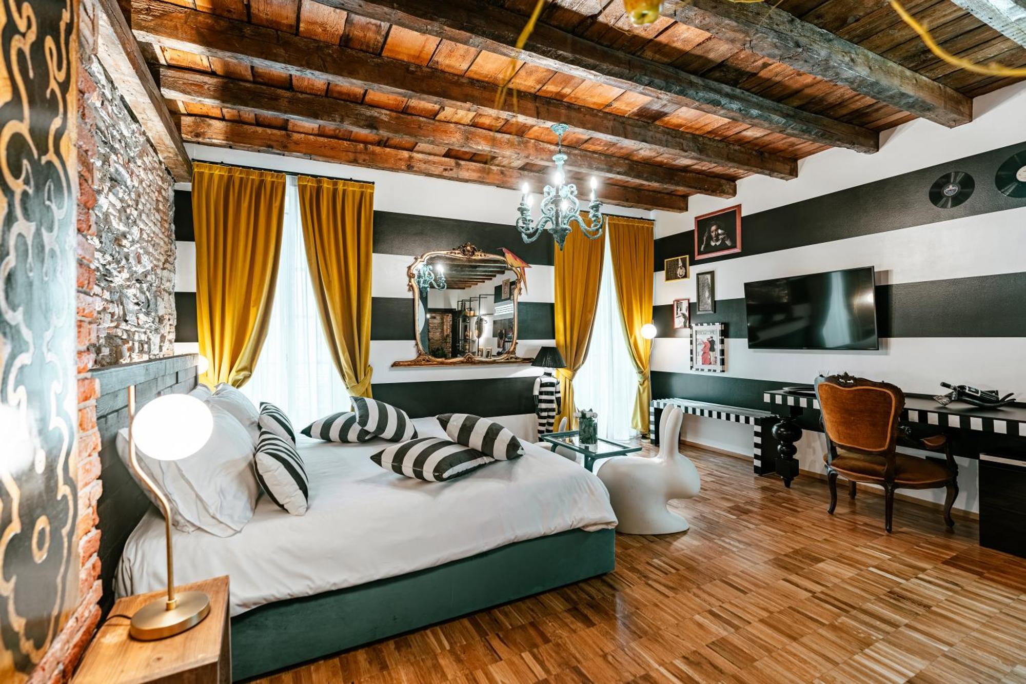 Aurum - Como Luxury Suites エクステリア 写真